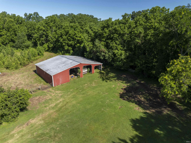 Listing Image 4