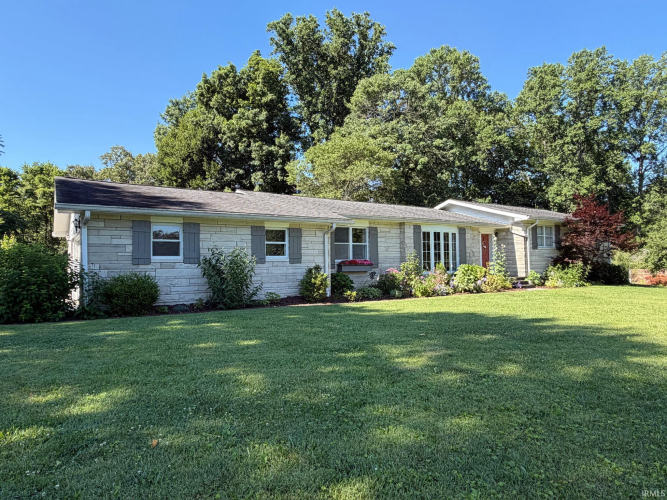 Listing Image 11