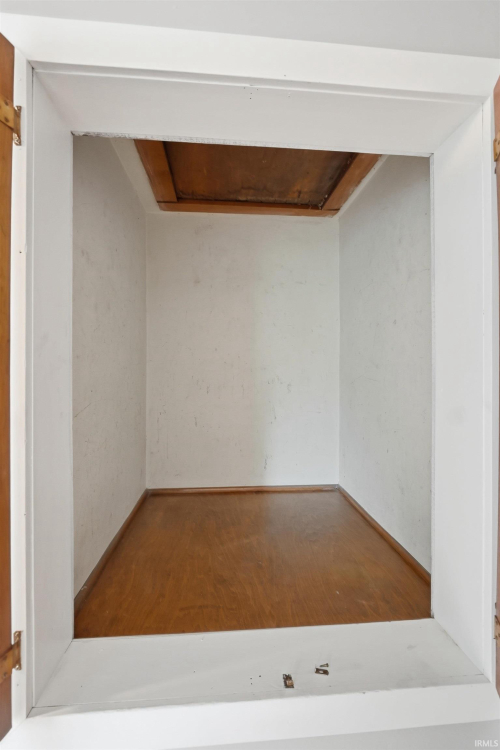 Listing Image 26
