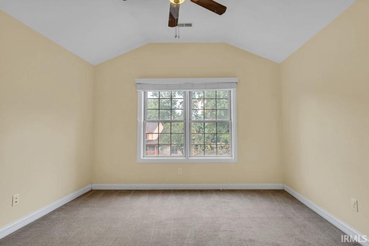Listing Image 28