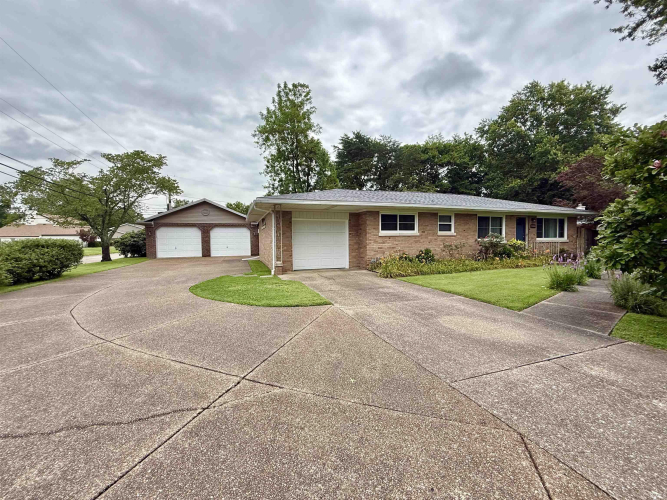 Listing Image 32