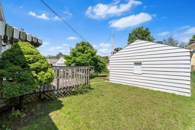 Listing Image 18