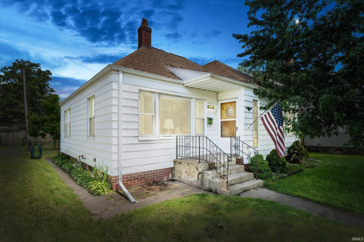 Listing Image 10