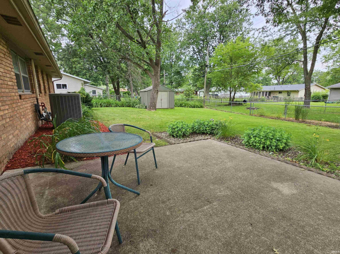 Listing Image 17