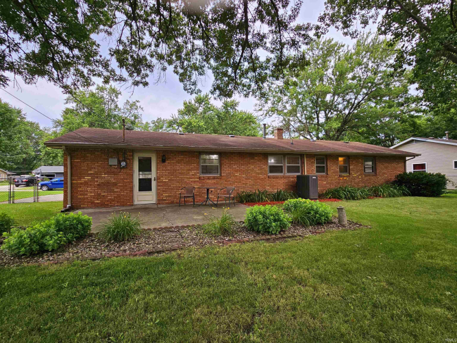 Listing Image 19
