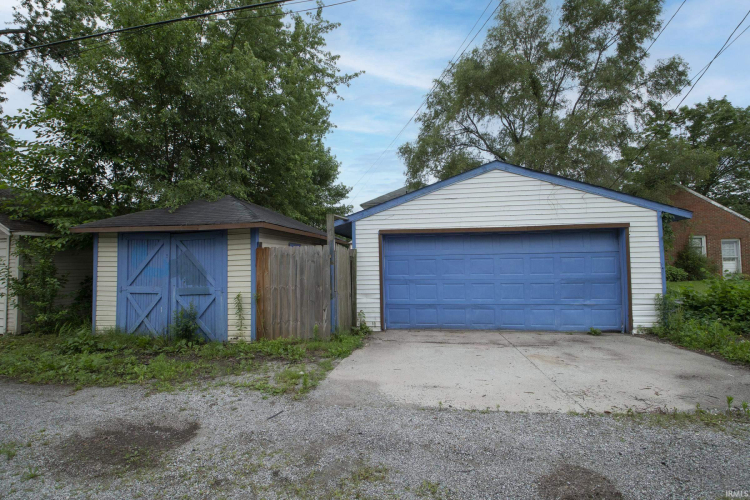 Listing Image 40