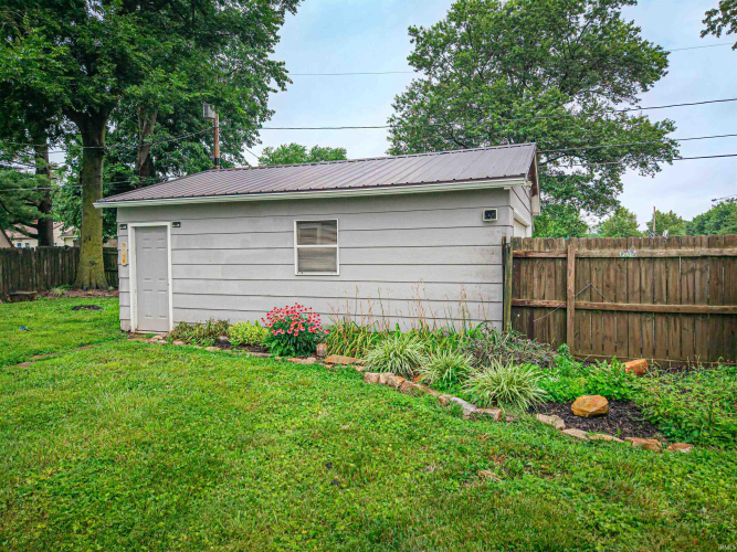 Listing Image 22
