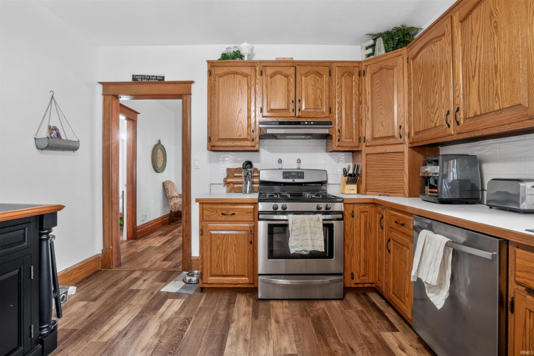 Listing Image 23