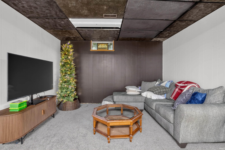Listing Image 37