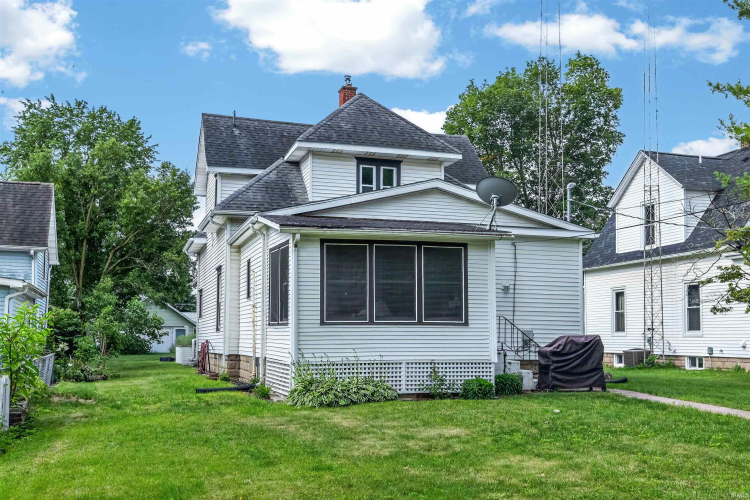 Listing Image 8