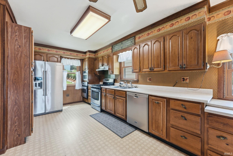Listing Image 14