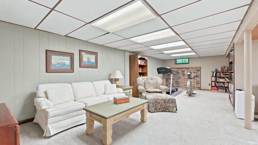 Listing Image 45
