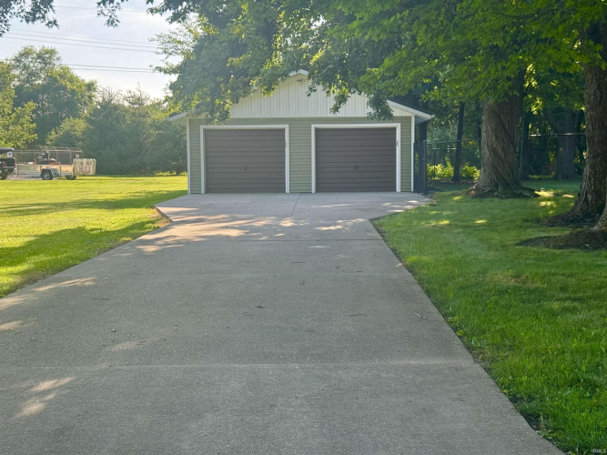 Listing Image 26