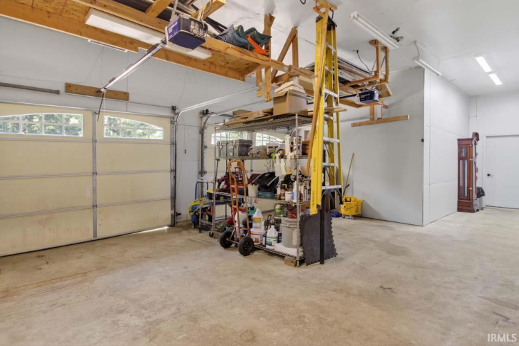 Listing Image 50