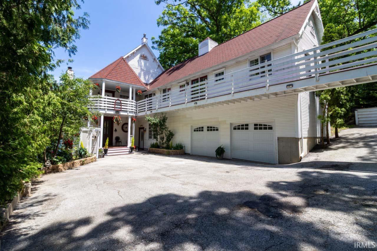 Listing Image 10