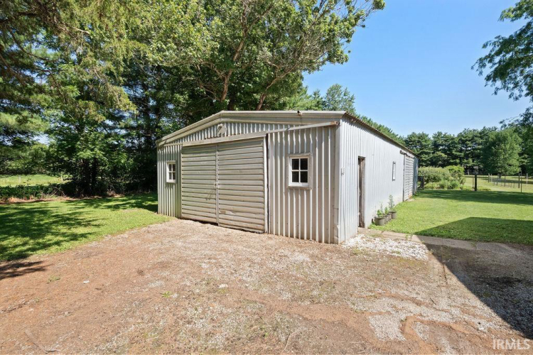 Listing Image 24