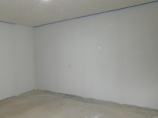 Listing Image 30