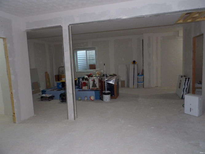 Listing Image 41