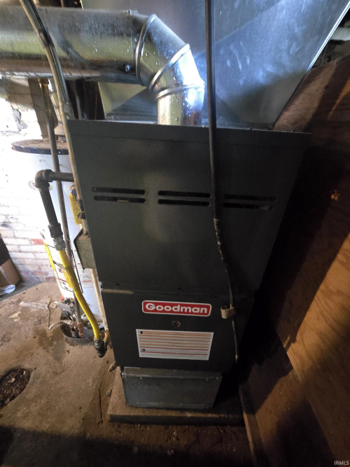 Listing Image 11