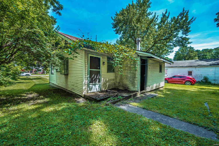 Listing Image 5