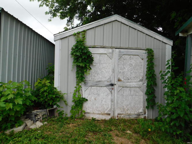 Listing Image 17