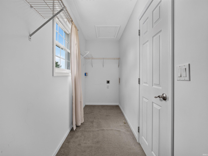 Listing Image 42
