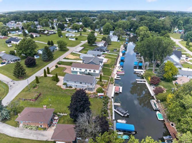 Listing Image 49