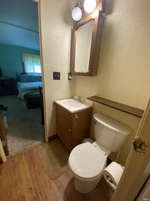 Listing Image 16