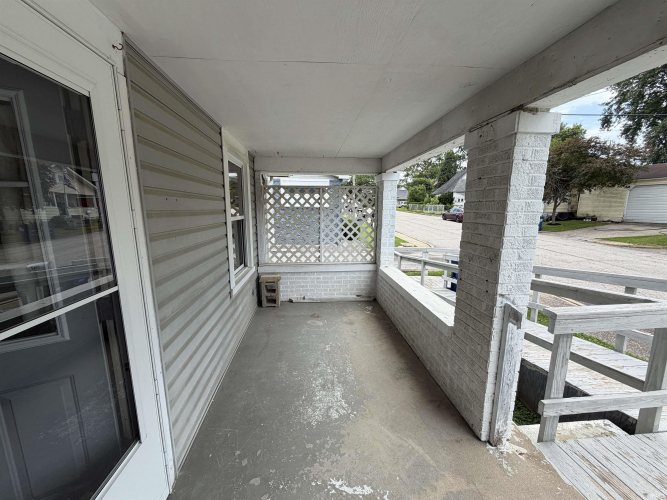 Listing Image 16