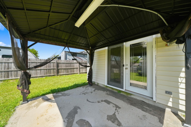 Listing Image 33
