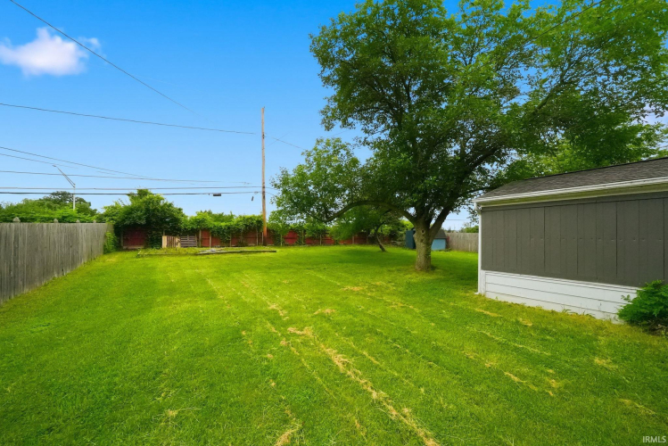 Listing Image 23