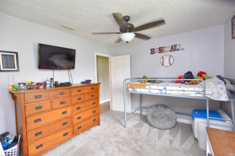 Listing Image 27