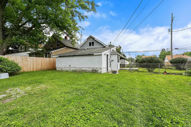 Listing Image 19