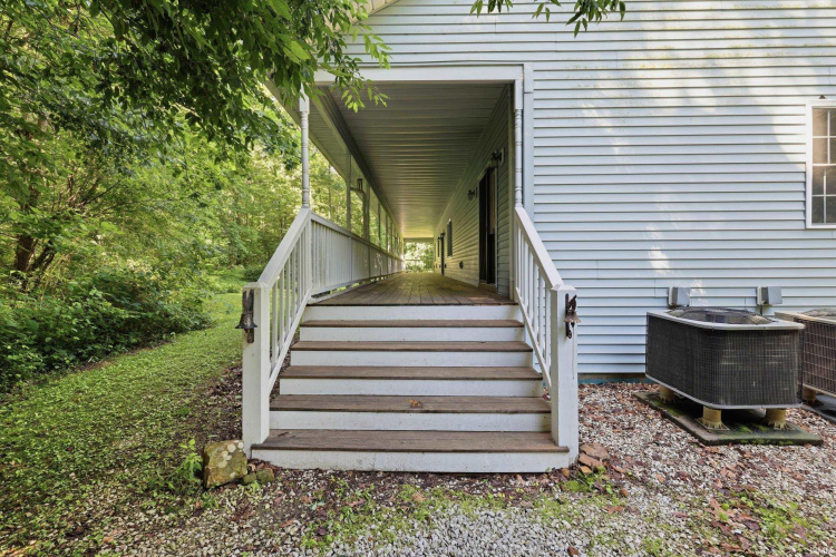 Listing Image 40
