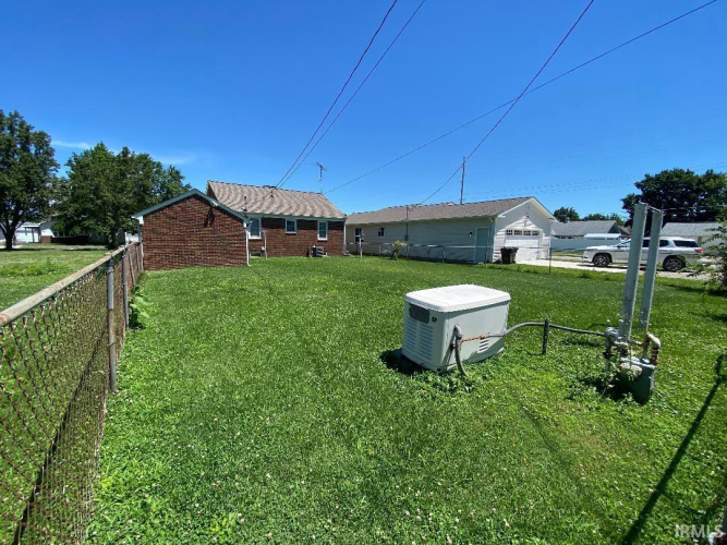 Listing Image 40