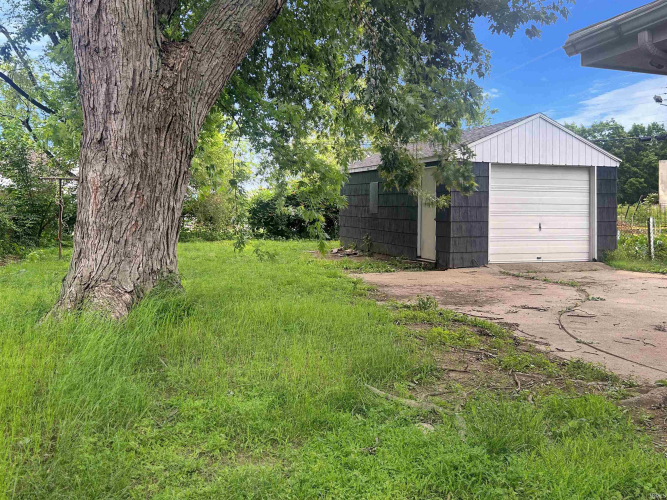 Listing Image 13