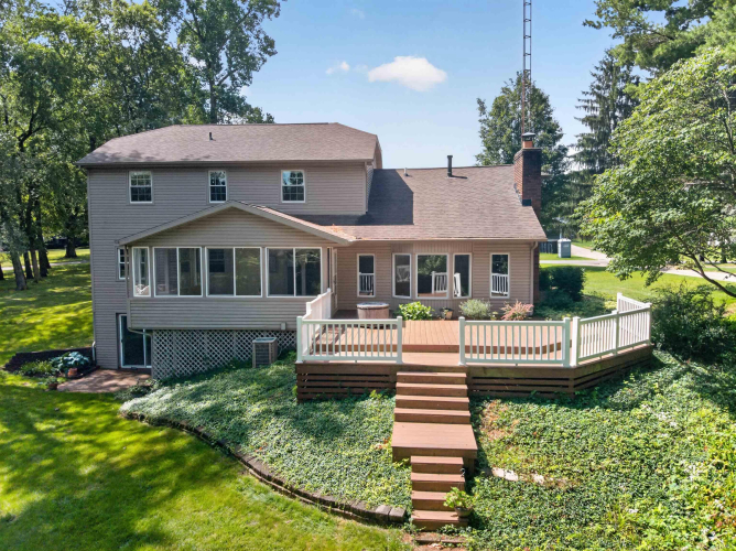 Listing Image 3