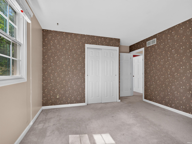 Listing Image 30