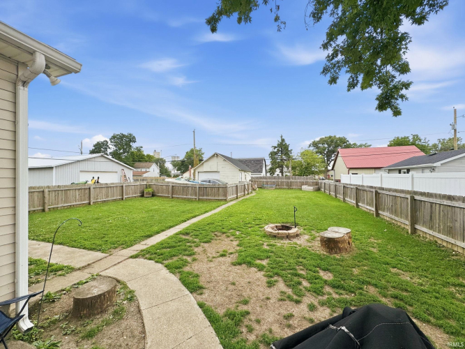 Listing Image 25