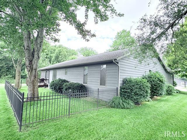Listing Image 5