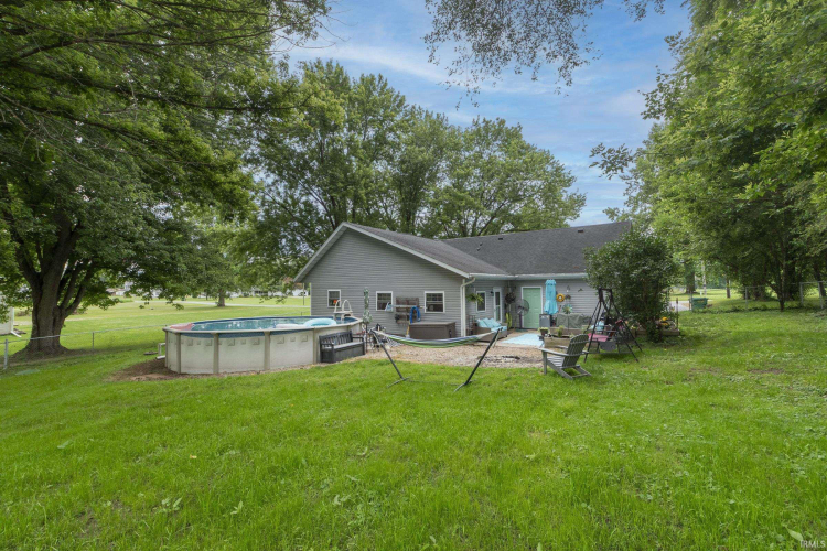 Listing Image 40