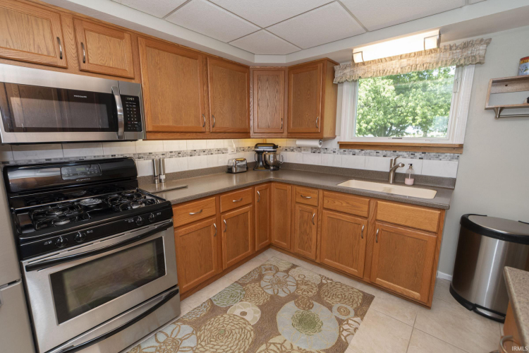 Listing Image 16