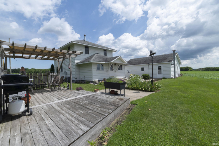 Listing Image 4