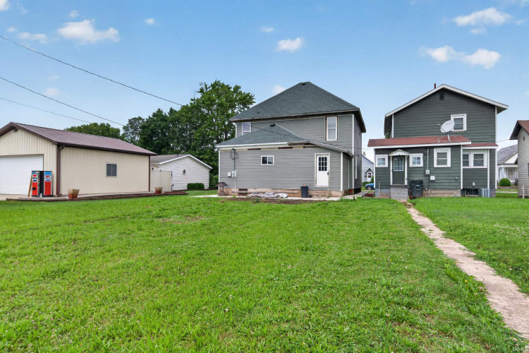 Listing Image 20