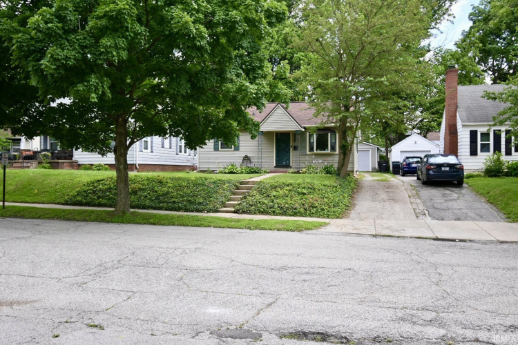 Listing Image 29