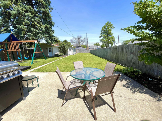 Listing Image 20