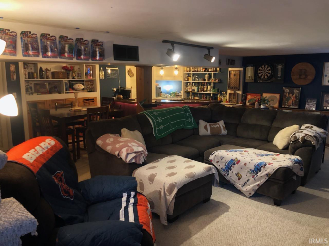 Listing Image 24