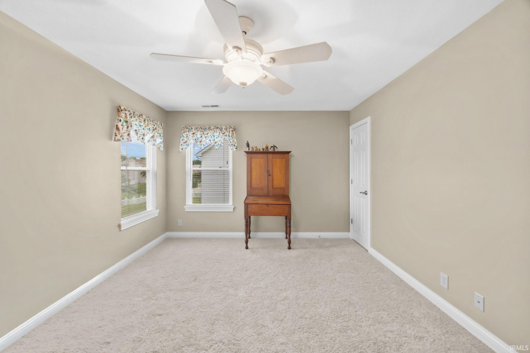 Listing Image 30