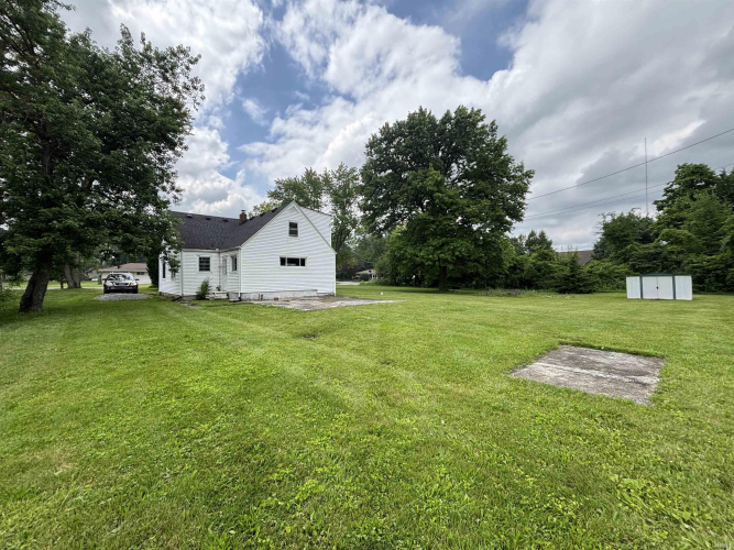 Listing Image 16