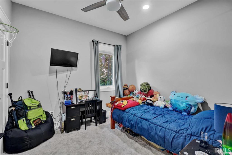 Listing Image 16